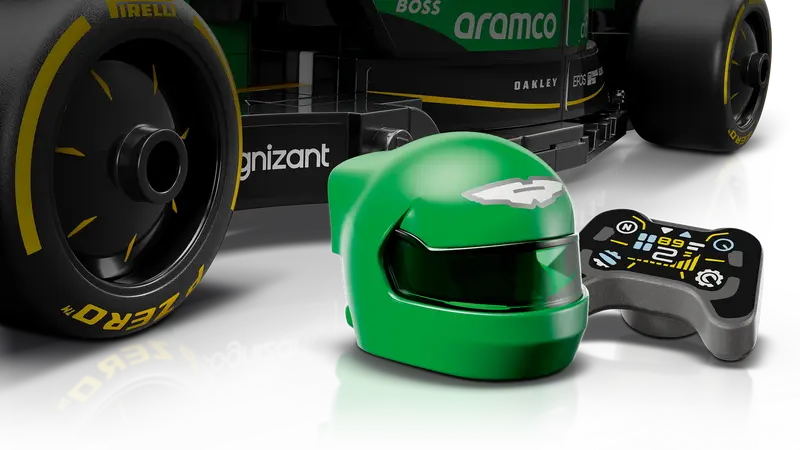 LEGO - 77245 - SPEED CHAMPIONS - Voiture de course Aston Martin Aramco F1 AMR24 - 269 pièces