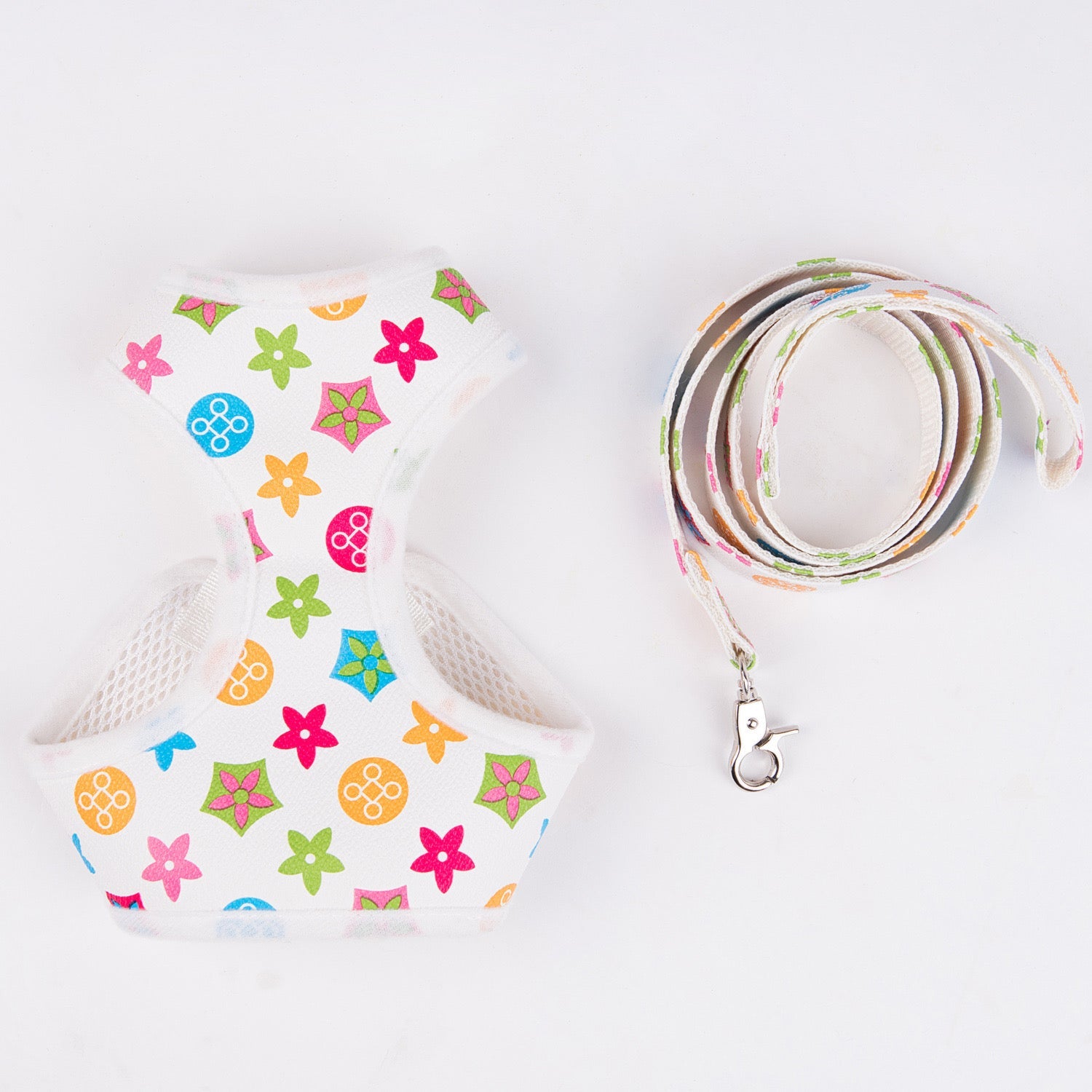 Chewy Vuitawn Pearl Dog Harness and Leash Set | Dog Harness Set