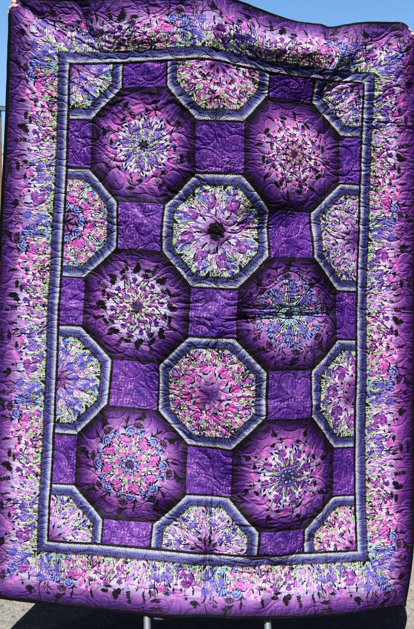 Store Sample- Twin Quilt- Hexagons