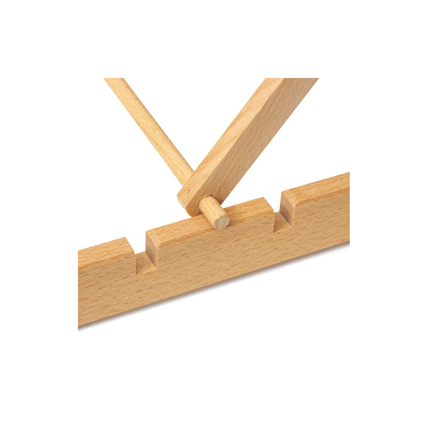 Beechwood Table Easel 22