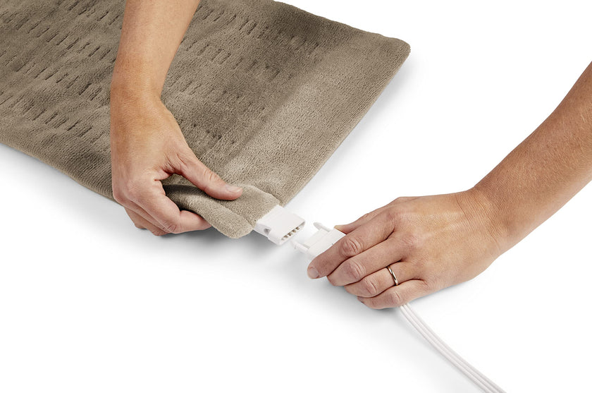 Sunbeam Premium Standard Size Heating Pad with Compact Storage - Moist Electric Heating Pad for Targeted Pain Relief of Back, Neck and Shoulders, 4 Heat Settings, 2 Hour Auto-Off, 12 x 15 inch, Beige 🍁 All In One Marketplace Canada