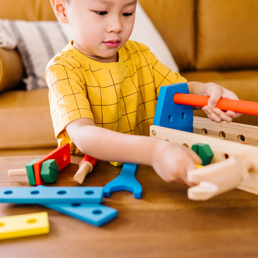 Melissa & Doug Take-Along Tool Kit Wooden Construction Toy (24 pcs) Toy Tools, Wooden Tool Set for Toddlers and Kids Ages 3+ 🍁 All In One Marketplace Canada