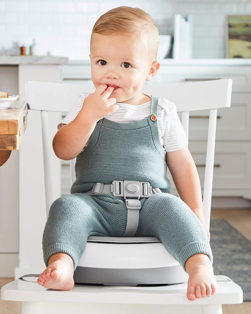 Skip Hop Booster Seat for Dining Table, Sleek Seat Booster, Grey/White 🍁 All In One Marketplace Canada