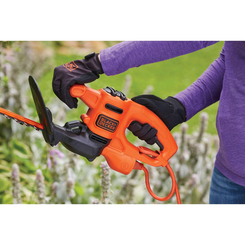 BLACK+DECKER Electric Hedge Trimmer, 16-Inch (BEHT100) 🍁 All In One Marketplace Canada