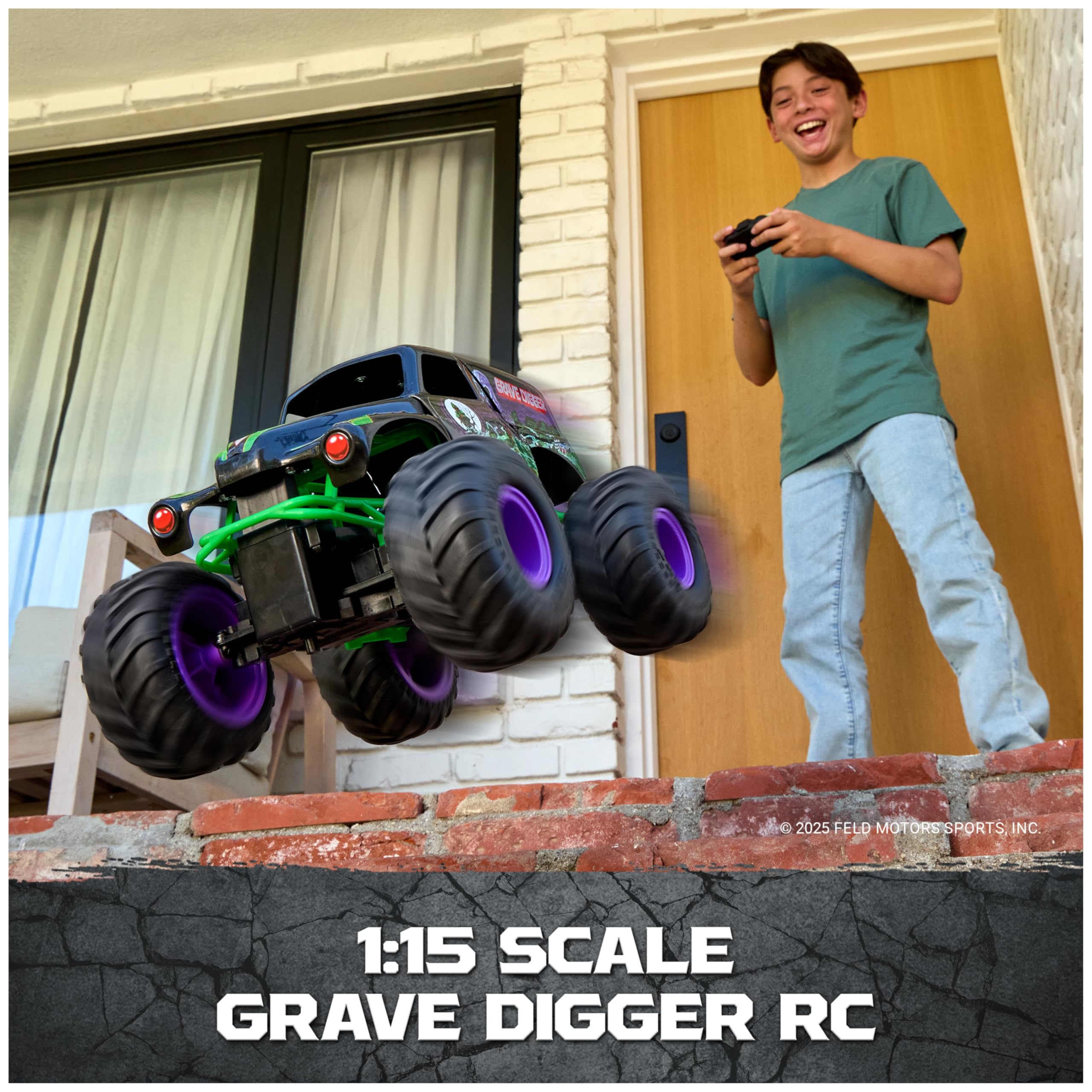 Monster Jam Smash & Bash Grave Digger RC Truck 1:15 Scale Vehicle 🍁 All In One Marketplace Canada