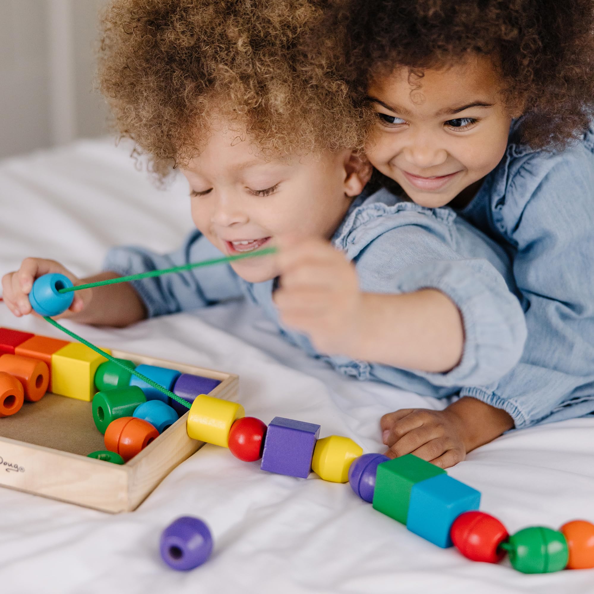 Melissa & Doug Primary Lacing Beads 33-Piece Montessori Toy Set 🍁 All In One Marketplace Canada