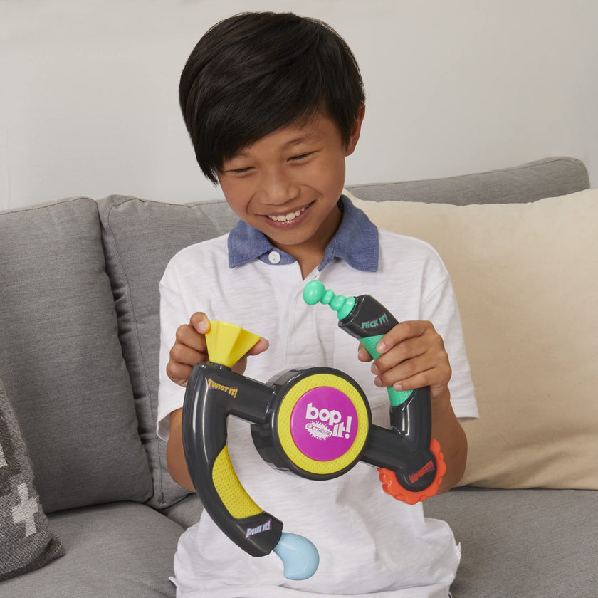 Bop It! Extreme Electronic Game for 1 or More Players, Fun Party Game for Kids Ages 8+, 4 Modes Including One-On-One Mode, Interactive Game (English) 🍁 All In One Marketplace Canada