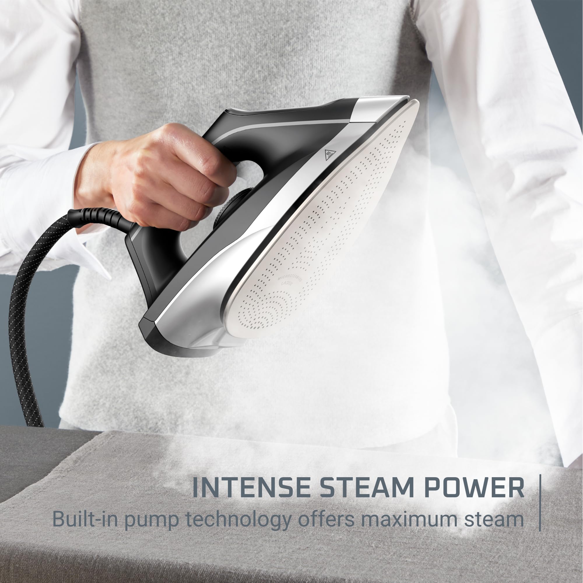 Rowenta Iron Steamer for Clothes Master Steam Station, Professional Steam Iron for Clothes with Stainless Steel Soleplate, 57 Oz, 400 Microsteam Holes, Built-In Pump, 1750 Watts, Black/Green, VR8338 🍁 All In One Marketplace Canada