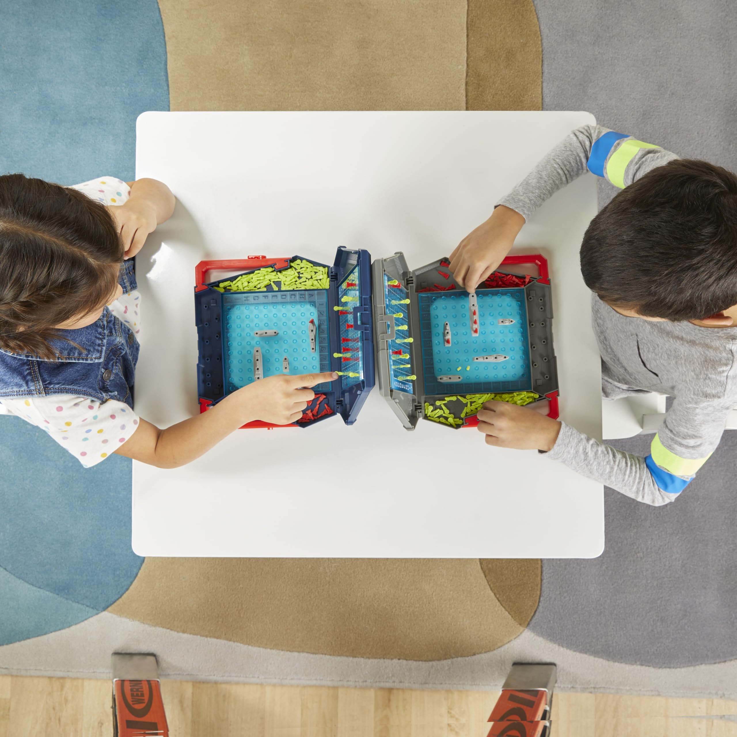 Hasbro Gaming Battleship Classic Board Game, Strategy Game for Kids Ages 7 and Up, Fun Kids Game for 2 Players 🍁 All In One Marketplace Canada