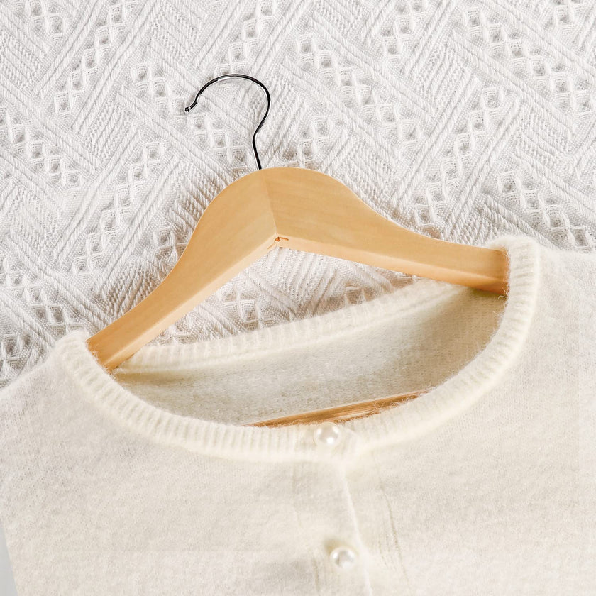 TOPIA HANGER Wooden Hangers (30 Pack), Natural Wooden Coat Hangers with Non Slip Pants Bar, 360°Swivel Hook and Shoulder Notches for Suit, Jacket, Pants, Smooth Finish Clothes Hangers - CT34N30 🍁 All In One Marketplace Canada