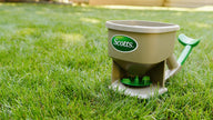 Scotts Whirl Hand Held Spreader - Great for Small Areas - Spreads Grass Seed, Fertilizer, Ice melt - Portable & Easy to Use 🍁 All In One Marketplace Canada