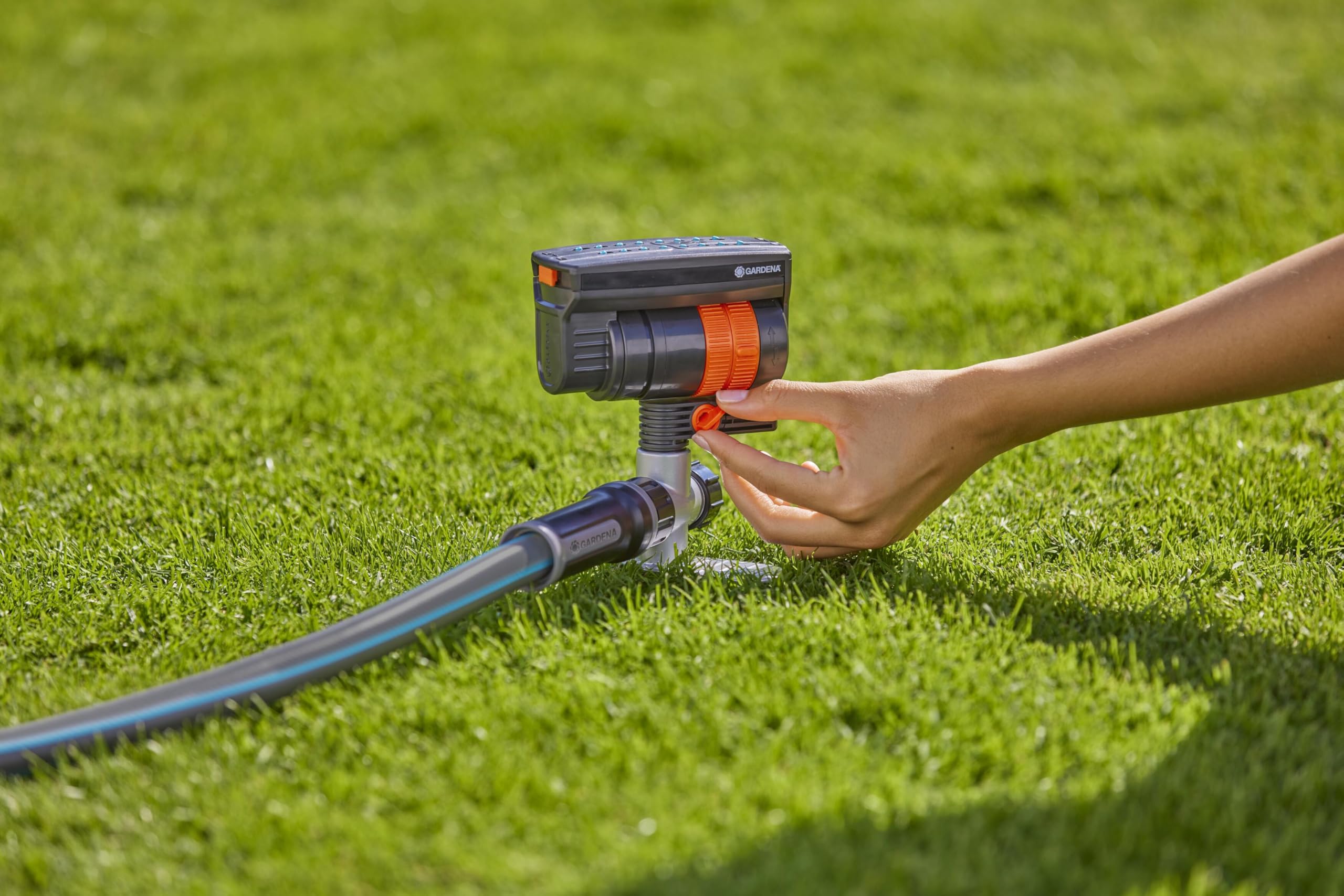 Gardena ZoomMaxx Oscillating Sprinkler on Metal Step Spike 🍁 All In One Marketplace Canada