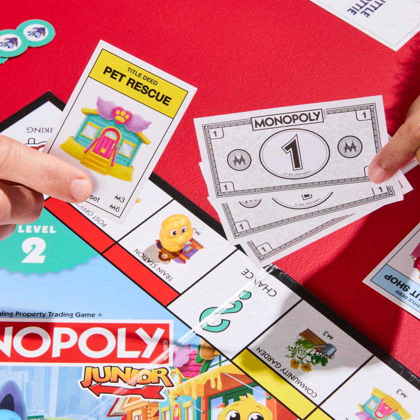 Monopoly Junior Board Game | 2 Games in 1 for Younger Kids, 2-Sided Board | Ages 4+ | 2 - 4 Players | 20 Mins. | Gifts for Preschoolers (English & French Version) 🍁 All In One Marketplace Canada
