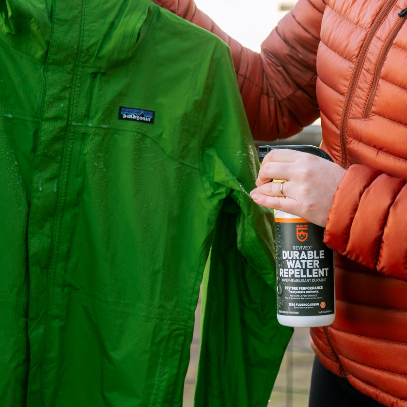 GEAR AID Revivex Durable Water Repellent (DWR) Spray for Waterproofing, Restoring Performance on Nylon Jackets, Gore-TEX, Paddle and Camping Gear, Non-aerosol 16.9 fl oz 🍁 All In One Marketplace Canada