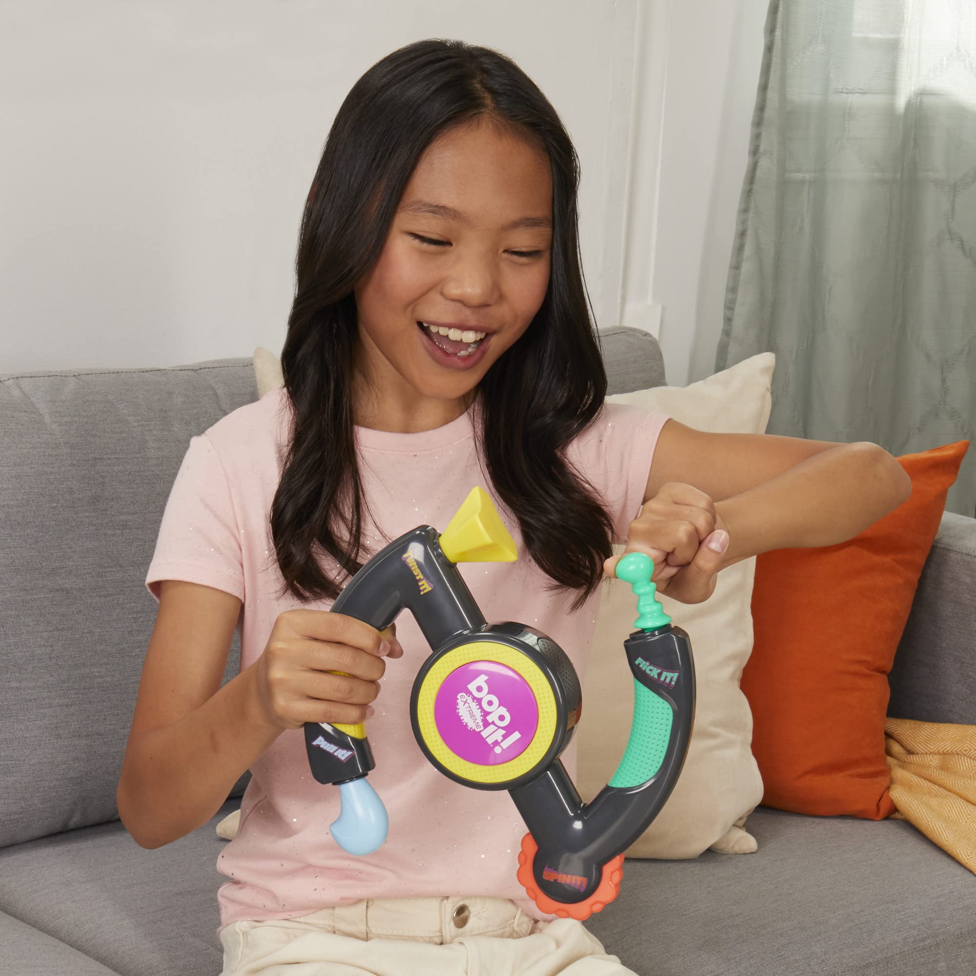Bop It! Extreme Electronic Game for 1 or More Players, Fun Party Game for Kids Ages 8+, 4 Modes Including One-On-One Mode, Interactive Game (English) 🍁 All In One Marketplace Canada