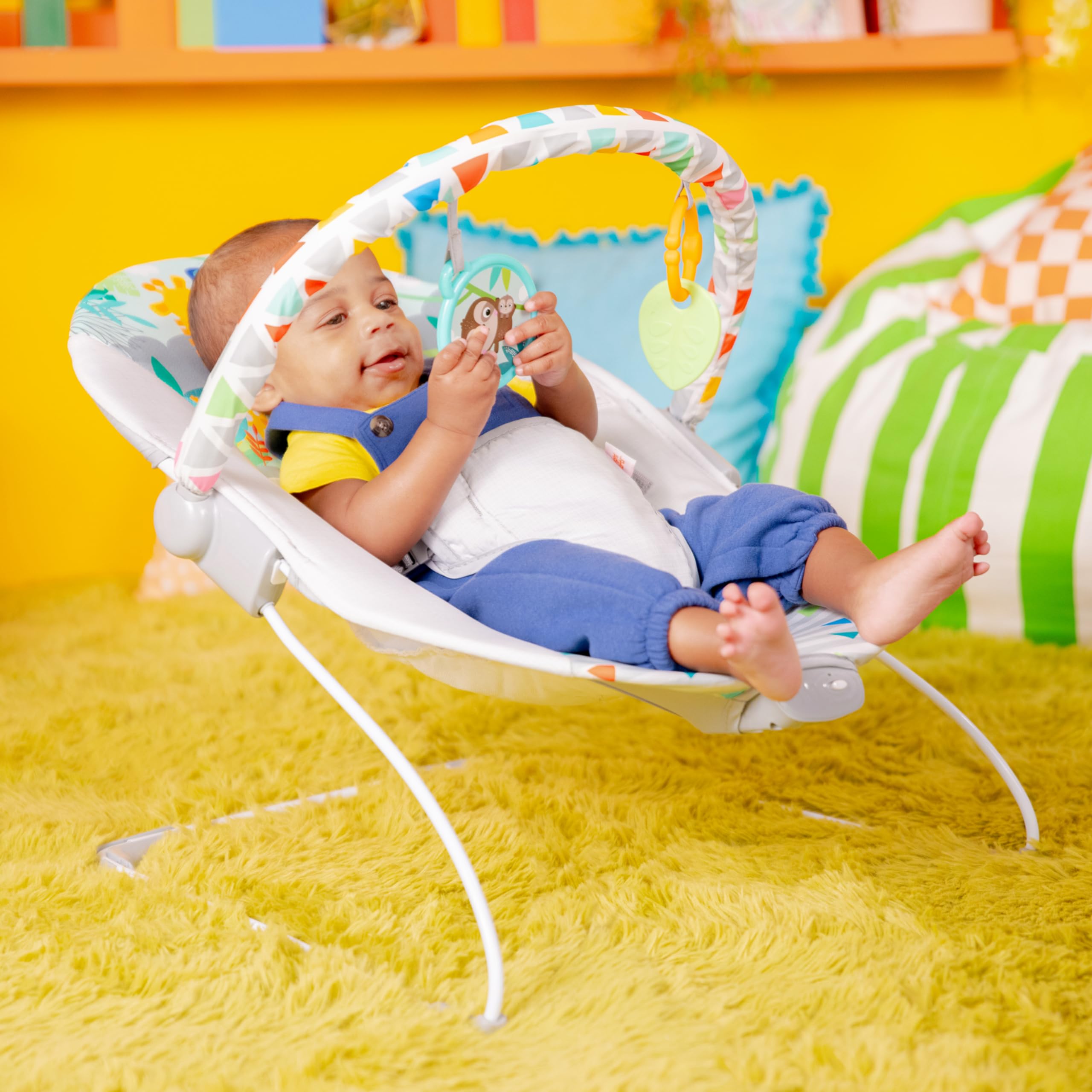 Bright Starts Baby Bouncer Soothing Vibrations Infant Seat - Removable Toy Bar, Nonslip Feet, 0-6 Months Up to 20 lbs (Safari Fun) 🍁 All In One Marketplace Canada