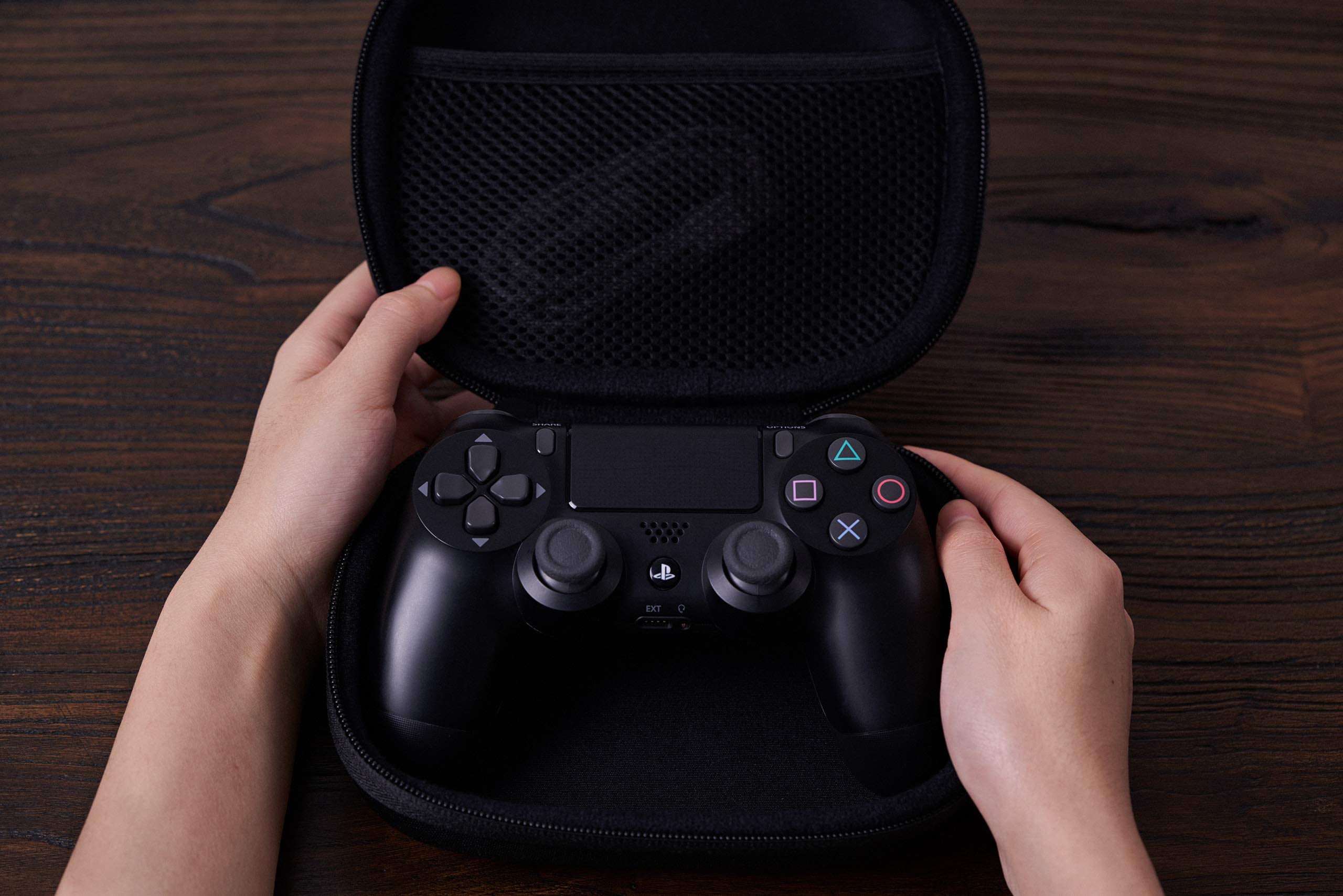8Bitdo Classic Controller Travel Case for Pro 2 Controllers & Sn30 Pro+ Controller, Switch Pro Controller, PS5, PS4, Xbox One Controller and More 🍁 All In One Marketplace Canada