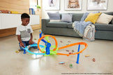 Hot Wheels Toy Car Track Set, Launch and Loop Playset & 1:64 Scale Die-Cast Vehicle, Crash Area on Figure 8 Track with Loop-Kicker Booster 🍁 All In One Marketplace Canada