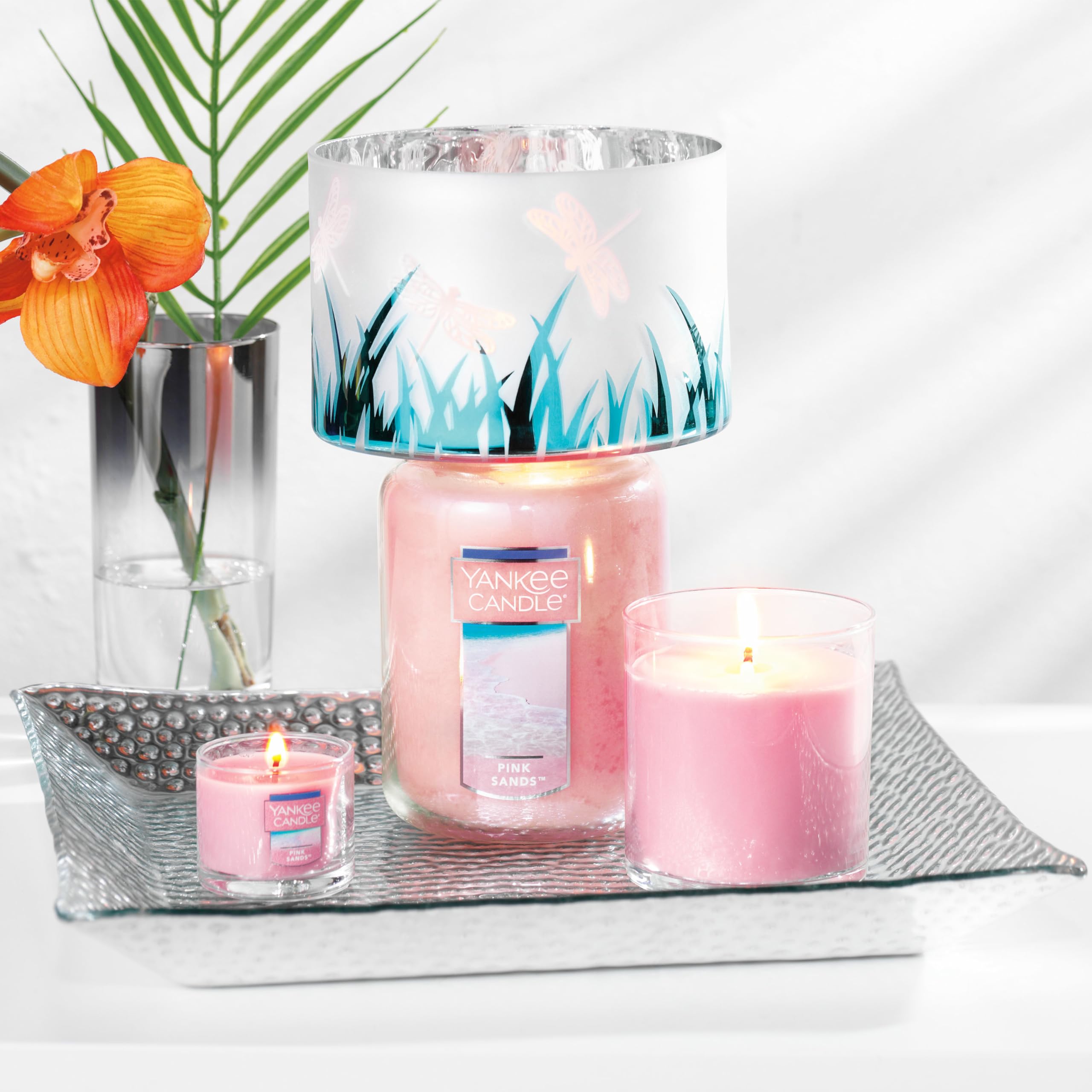 Yankee Candle Scented Candle, Pink Sands, Original Large Jar Candle, 110-150 Hours of Burn Time, 22 oz. 🍁 All In One Marketplace Canada