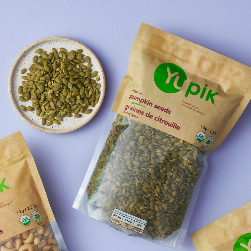 Yupik Organic Raw Pumpkin Seeds, No Shell, 1 kg, Gluten-Free, Non-GMO, Kosher, Vegan, Shelled Pepitas, Salt-Free, Plant-Based Protein, Source of Fiber, Healthy Snacks, Ideal for Baking & Topping 🍁 All In One Marketplace Canada