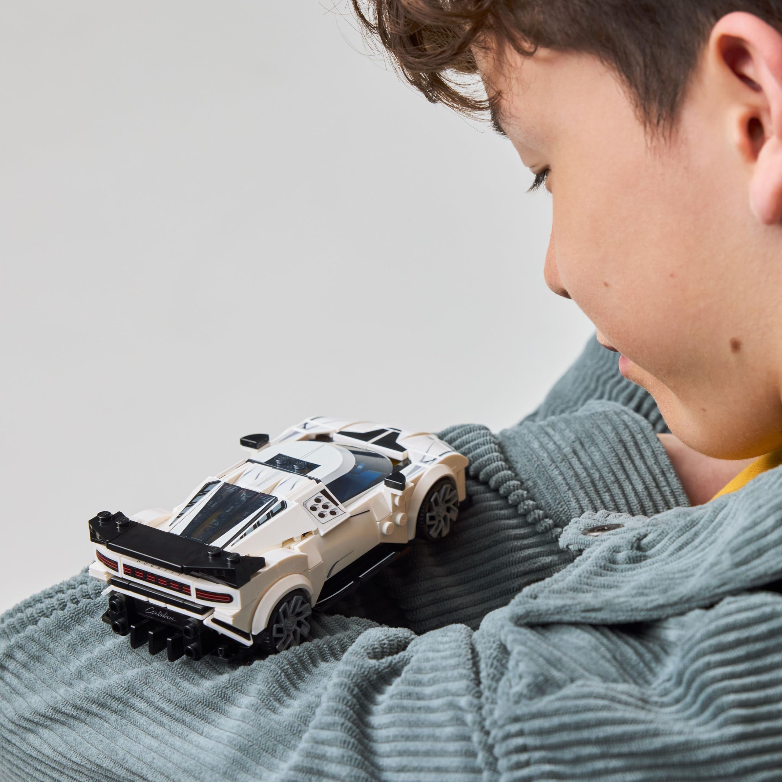 LEGO Speed Champions Bugatti Centodieci Hyper Sports Car Toy - Model Kit & Pretend Play Toy for Boys & Girls, Ages 9+ - Italian Model Car Kit for Racing Fans - Gift Idea for Birthdays - 77240 🍁 All In One Marketplace Canada
