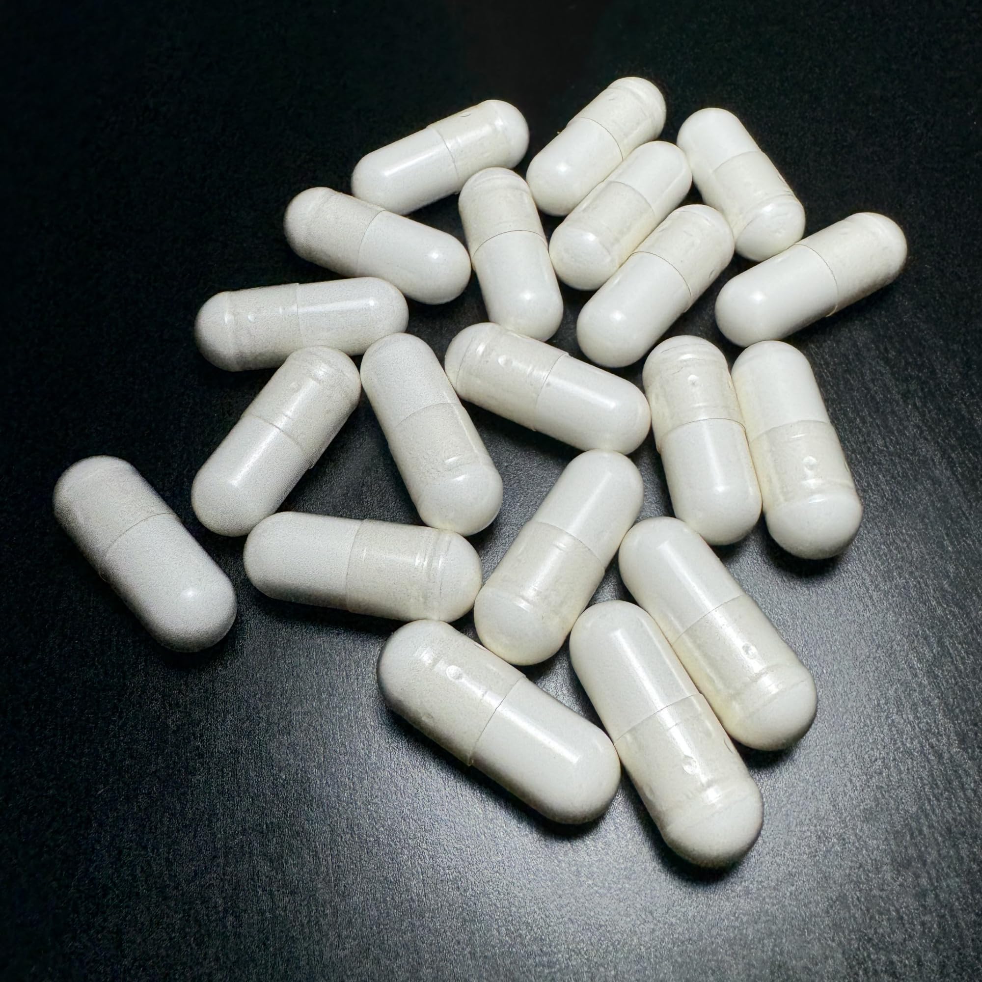 Magnesium Glycinate 200 mg Capsules (Elemental) from Non-Buffered Fully Chelated 100% Magnesium Bisglycinate - 62 Max-Capacity High-Absorption Capsules - Made in Canada - Nutritionn 🍁 All In One Marketplace Canada