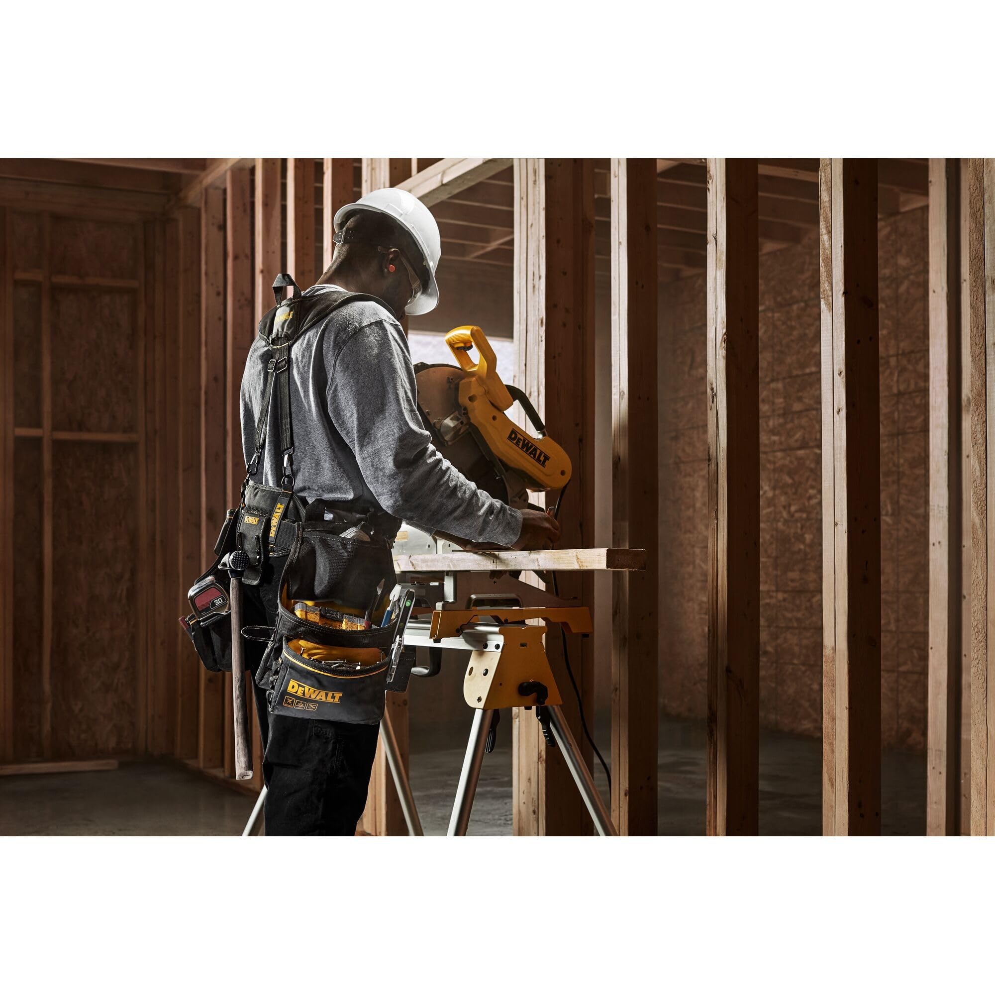 DEWALT Tool Rig Professional Tool Belt with Padded Suspenders, 25 Pockets, Durable Design, Adjustable (DWST540602) 🍁 All In One Marketplace Canada
