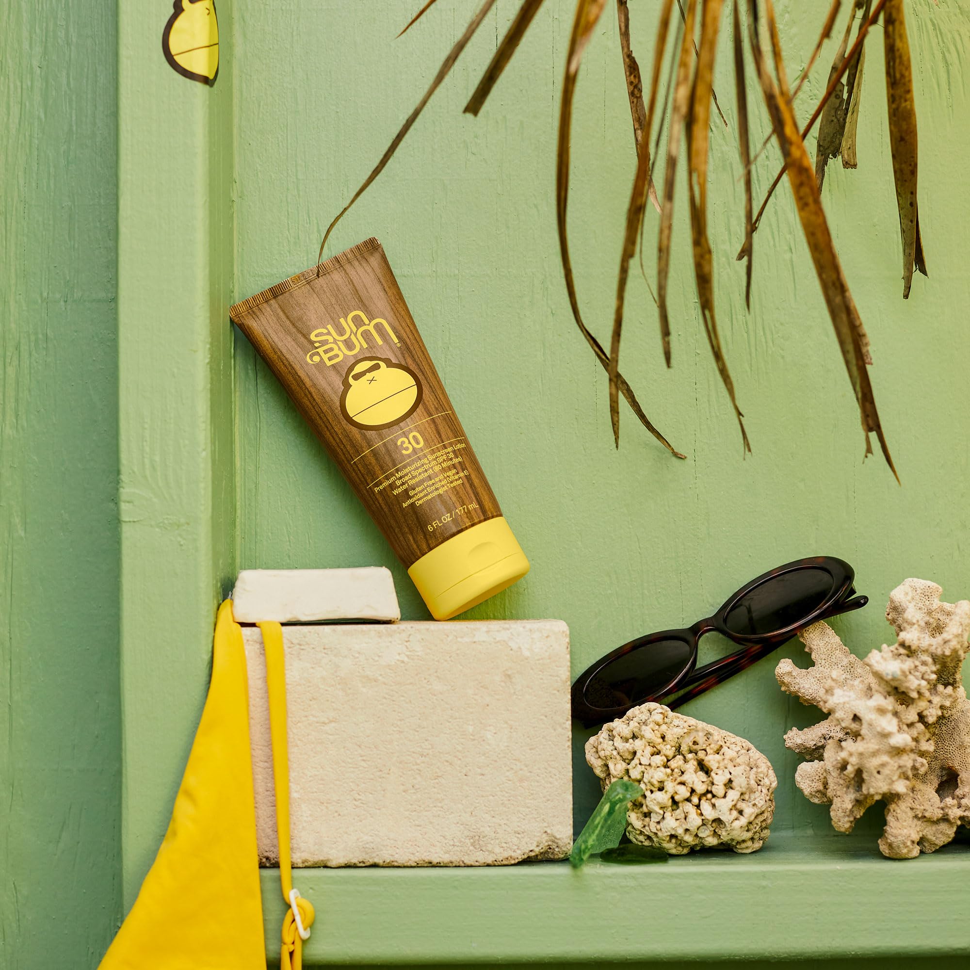 Sun Bum Original SPF 30 Moisturizing Sunscreen Lotion | Vegan and Broad Spectrum UVA/UVB Sunscreen with Vitamin E | 177 ml, white 🍁 All In One Marketplace Canada