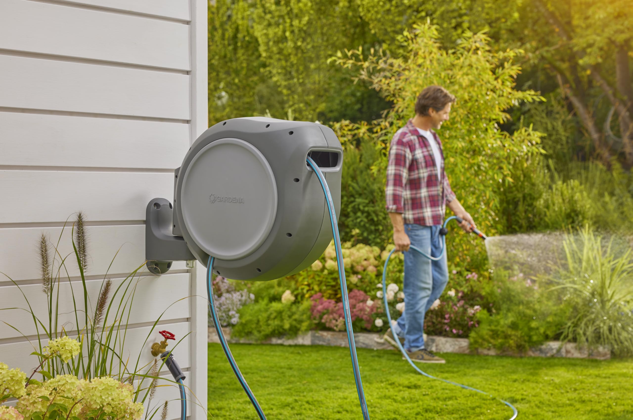 Gardena 20500-80, 50 ft. Wall-Mounted Auto-Retractable Hose Reel, Frost-Proof, RollControl Technology for Safe and Slow retraction 🍁 All In One Marketplace Canada