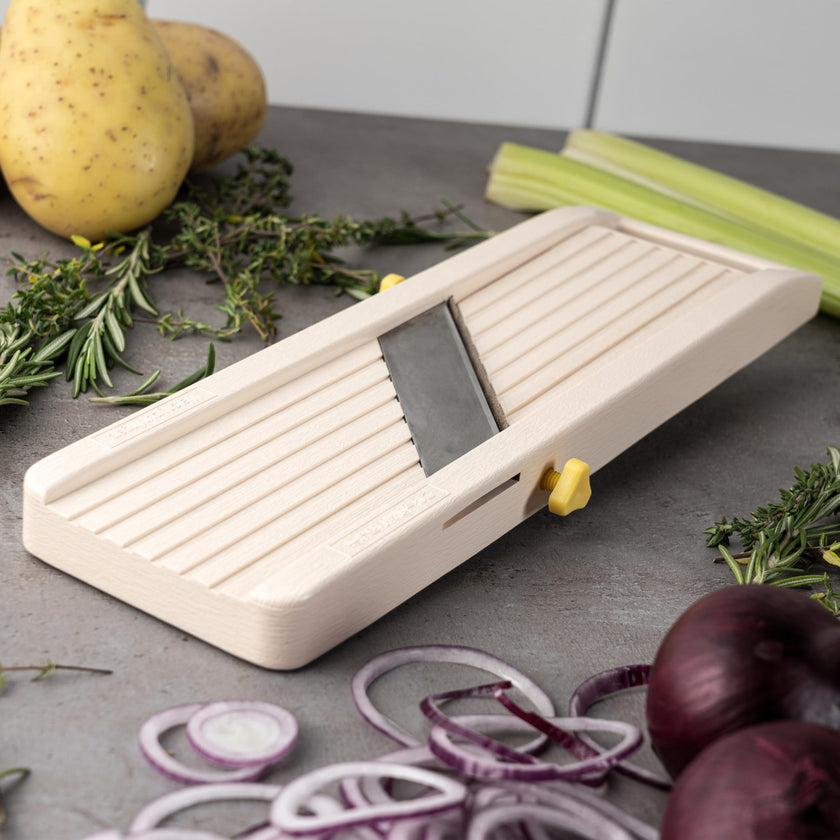 Benriner Japanese Mandolin Vegetable Cutter 3.5 Wide (7015S) 🍁 All In One Marketplace Canada