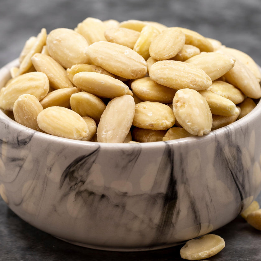 Yupik Whole Blanched Almonds, 1Kg, Skinless, Unsalted, Gluten-Free, Kosher, Raw, Good Source Of Protein, Fiber, Iron & Calcium, Low In Carb 🍁 All In One Marketplace Canada