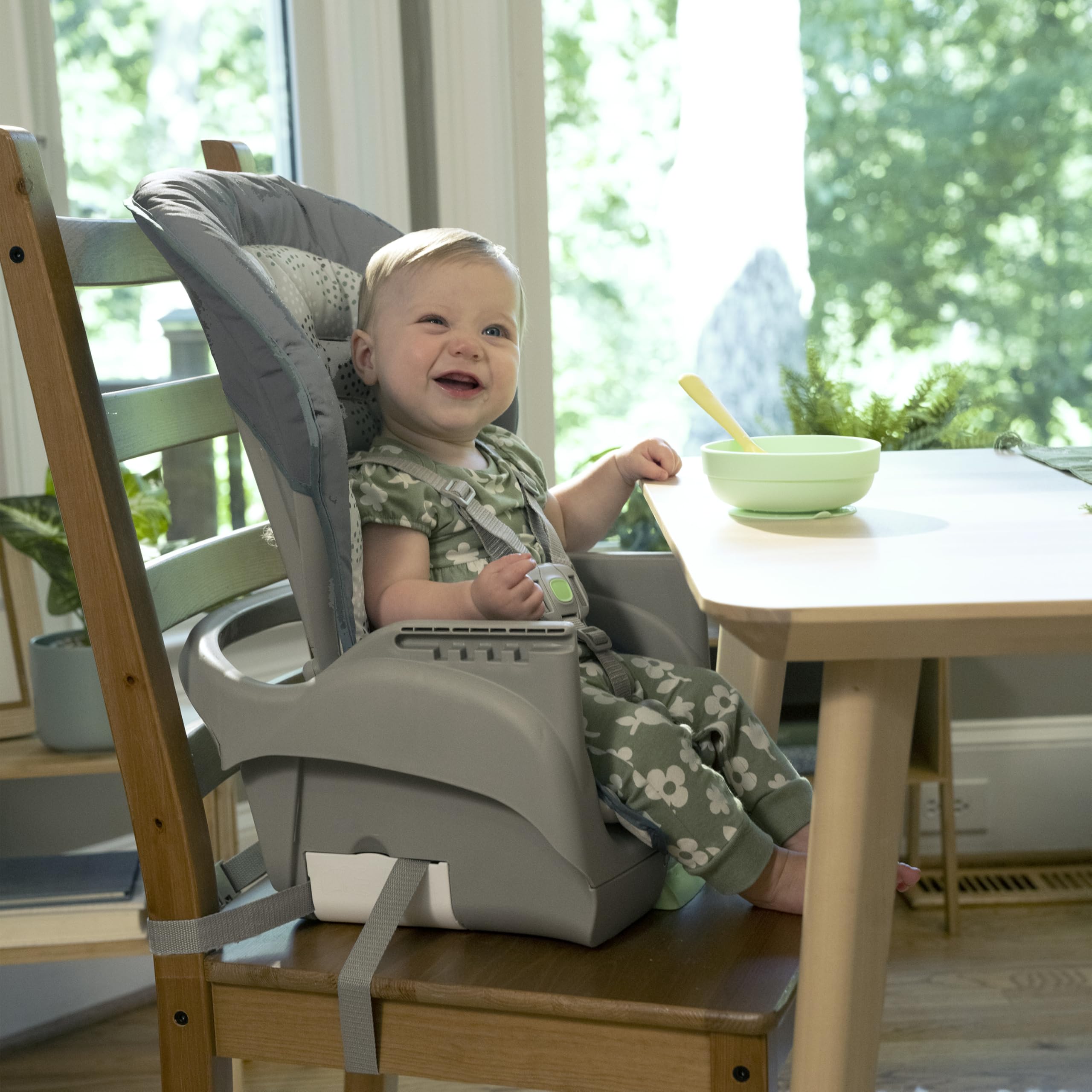 Ingenuity Full Course 6-in-1 High Chair - Baby to 5 Years Old, 6 Convertible Modes, 2 Dishwasher Safe Trays - Astro 🍁 All In One Marketplace Canada