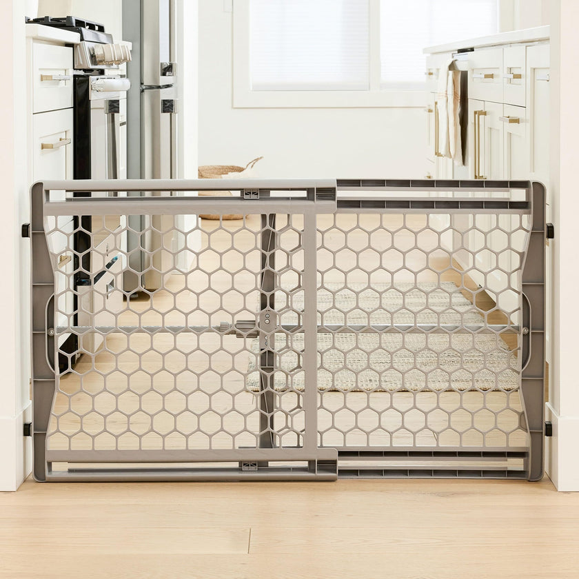 Regalo Easy Fit Plastic Adjustable Extra Wide Baby Gate, Award Winning Brand, 23 Inches Tall, Fits Openings Between 28 to 42 Inches, Pressure Mounted 🍁 All In One Marketplace Canada