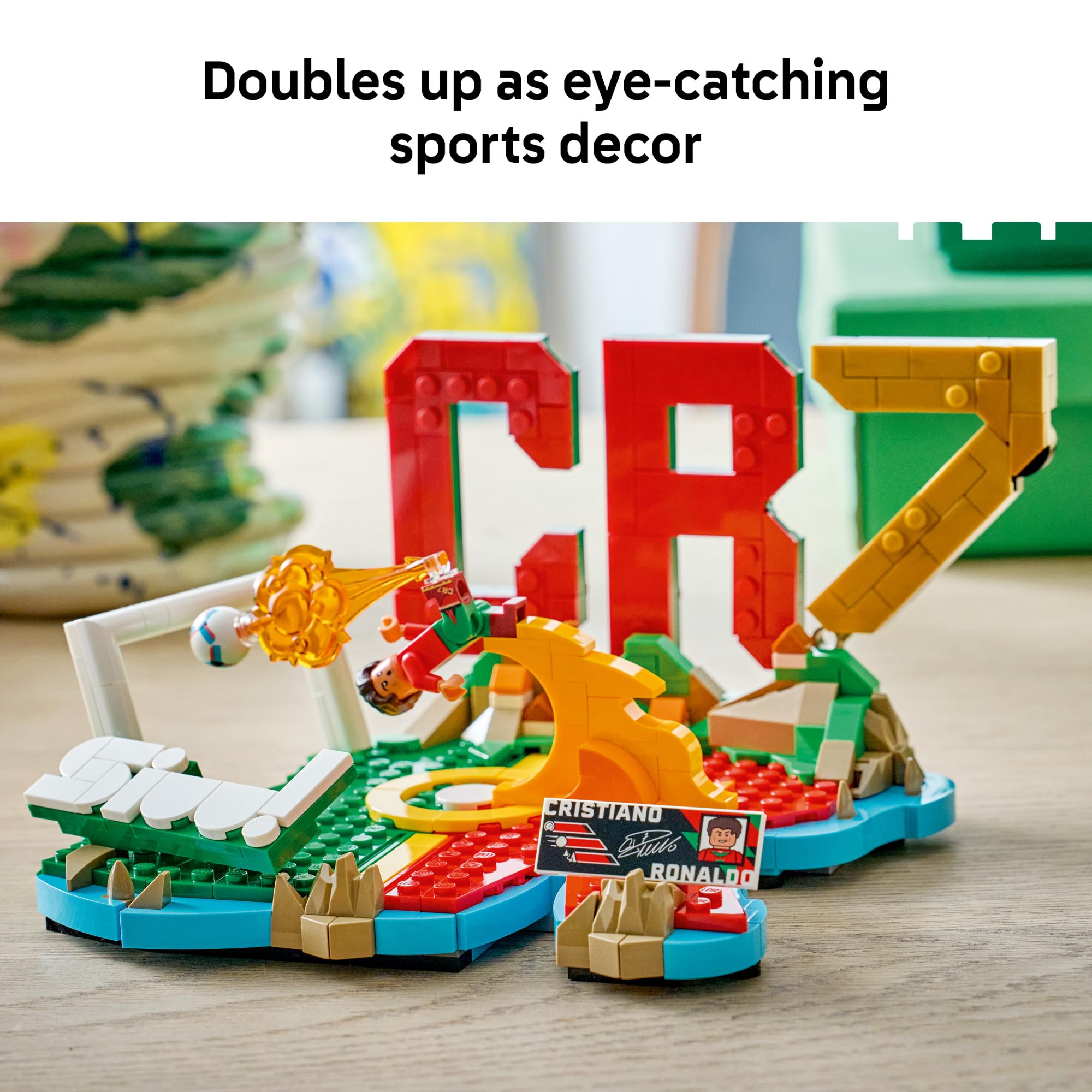 LEGO Editions Cristiano Ronaldo – Soccer Highlights - Building Set for Boys & Girls, Ages 10+ - Collectible Soccer Gift with Plaque - Kids Bedroom or Shelf Decor - 43012 🍁 All In One Marketplace Canada