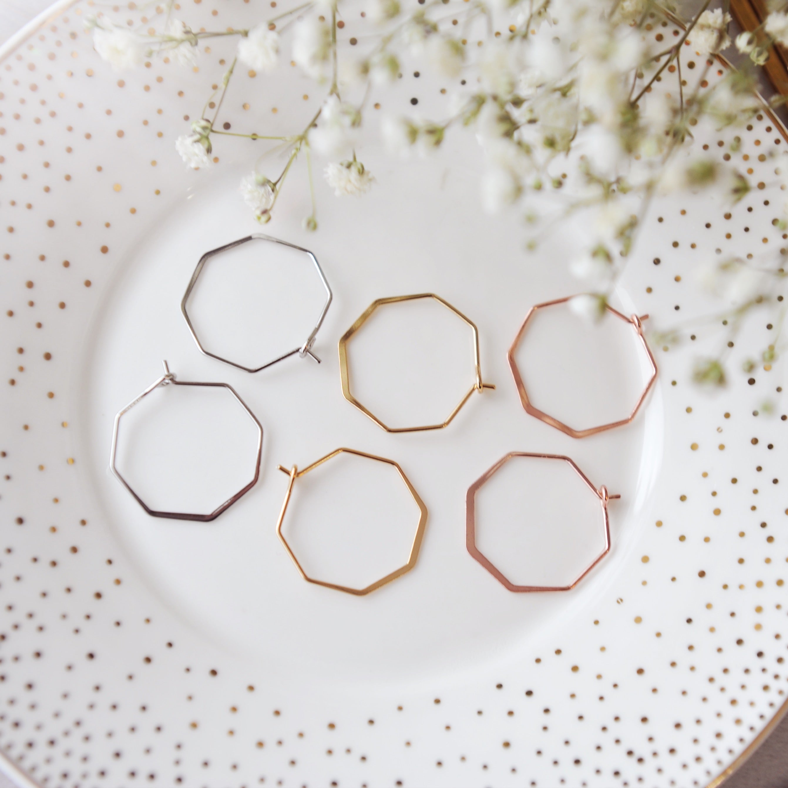 Hexagon Hoops