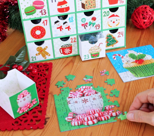 Eurographics - Calendrier de l'Avent 24 Mini (Puzzle de 50 pièces)