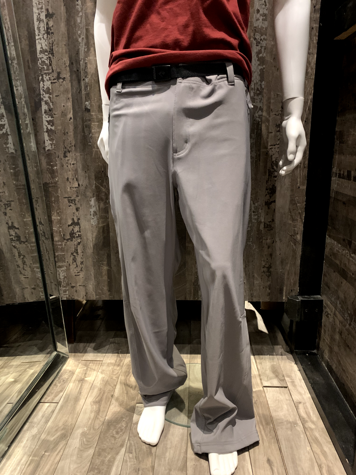 Columbia Men's Maxtrail Hiking Pants, Size 40 Light Grey
