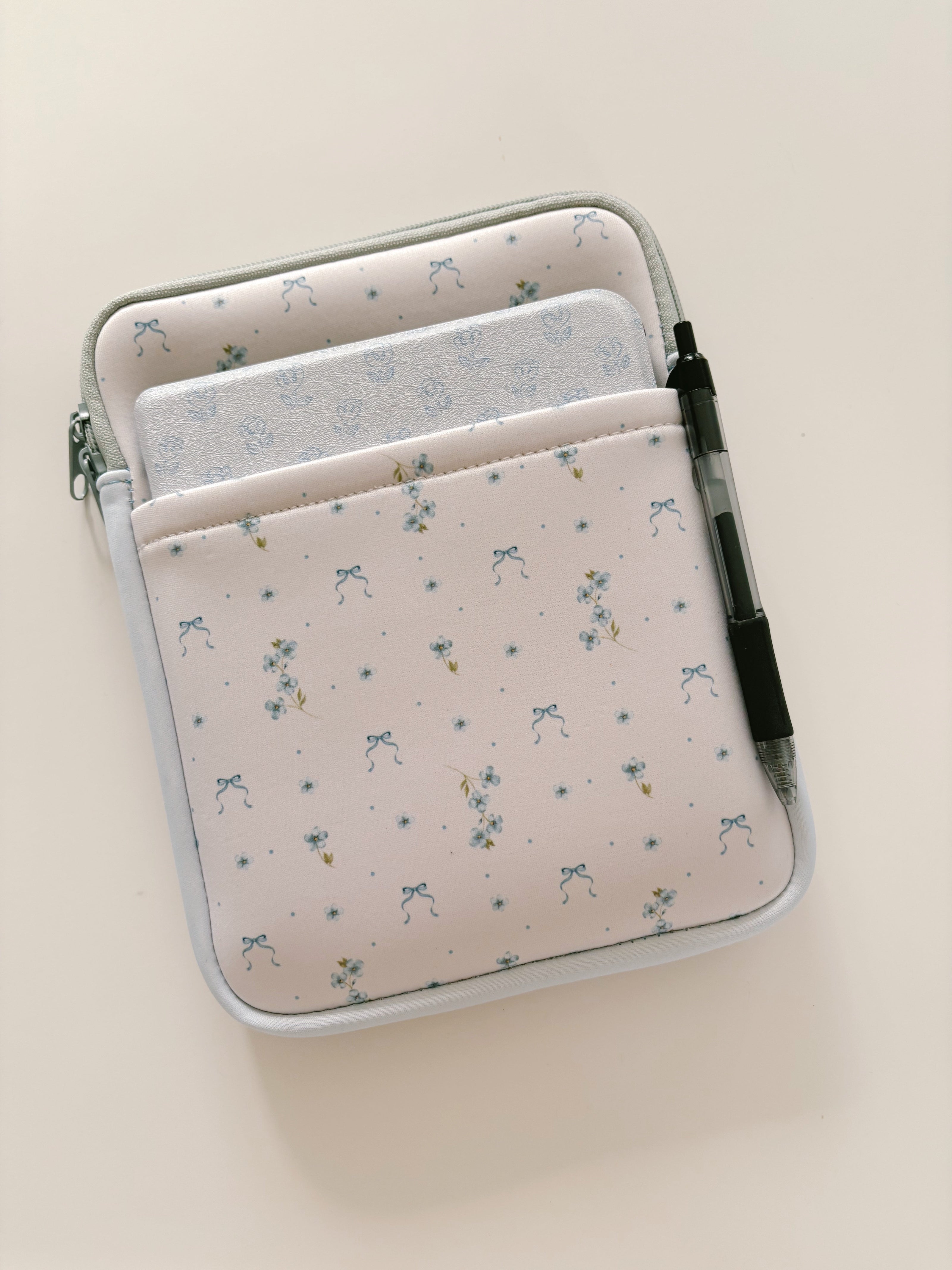 Bluebelle - Book Keeper