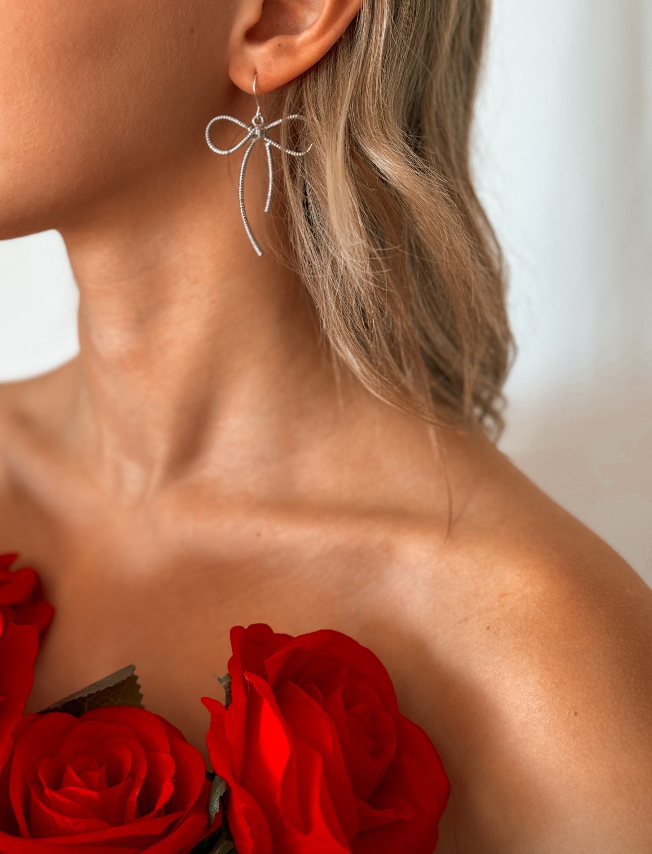 Paulina bow earrings
