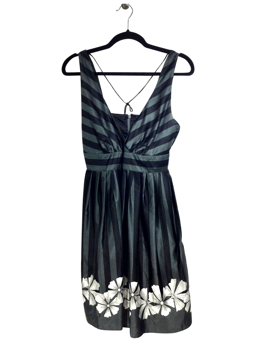 VERO MODA Shift Dress Regular fit in Black - S