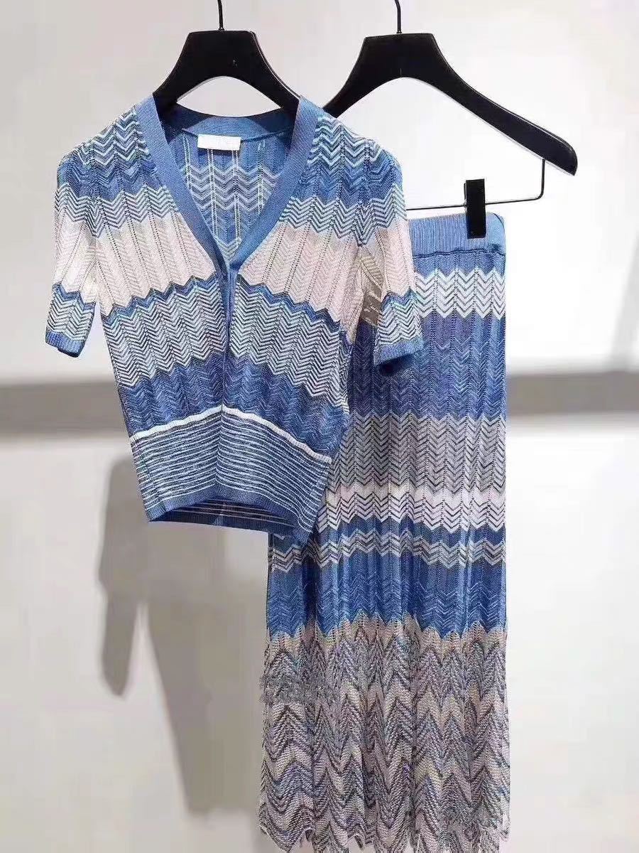 V-neck Wave Stripe Knit Top & Midi Skirt Set | Blue Chevron