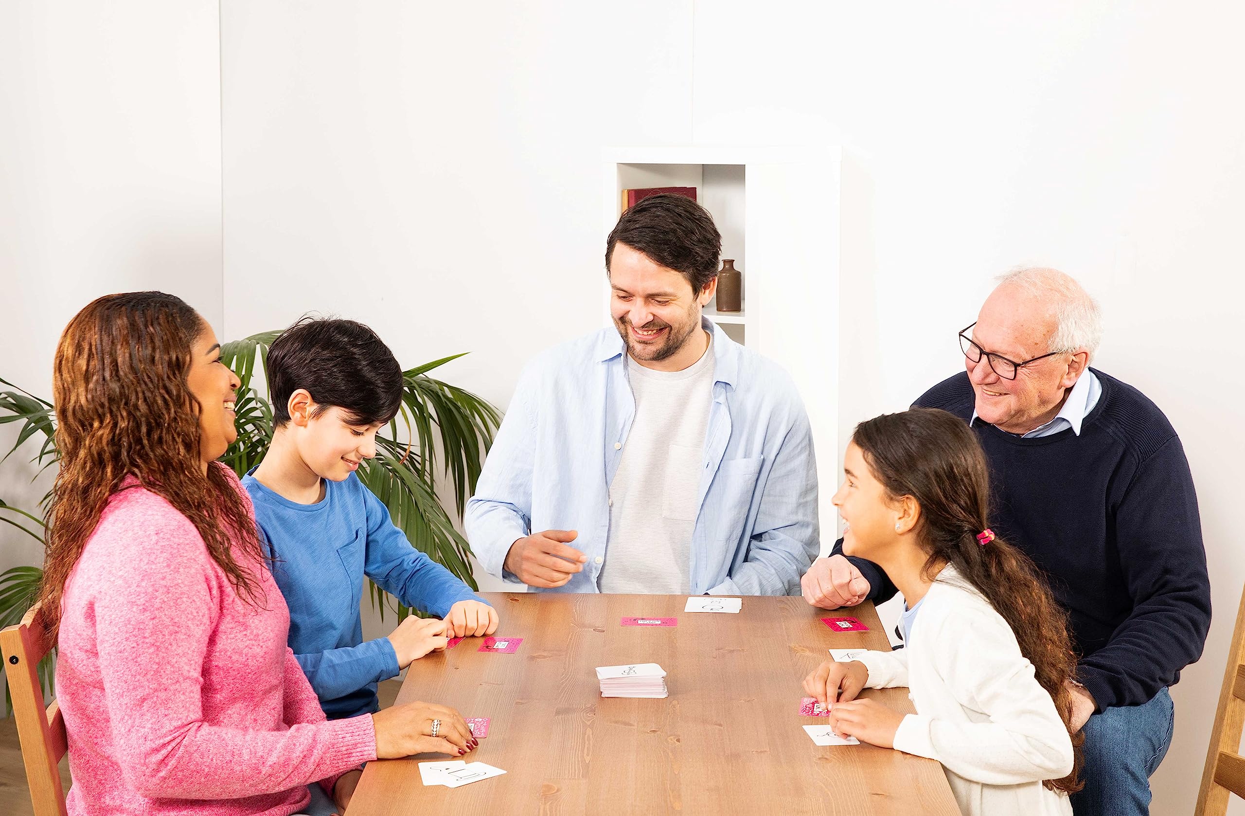 Ravensburger That's Not A Hat - Fun Bluffing & Memory Party Game for All Ages Components | Ideal for Family Gatherings | Great Replay Value | FSC-Certified Materials 🍁 All In One Marketplace Canada