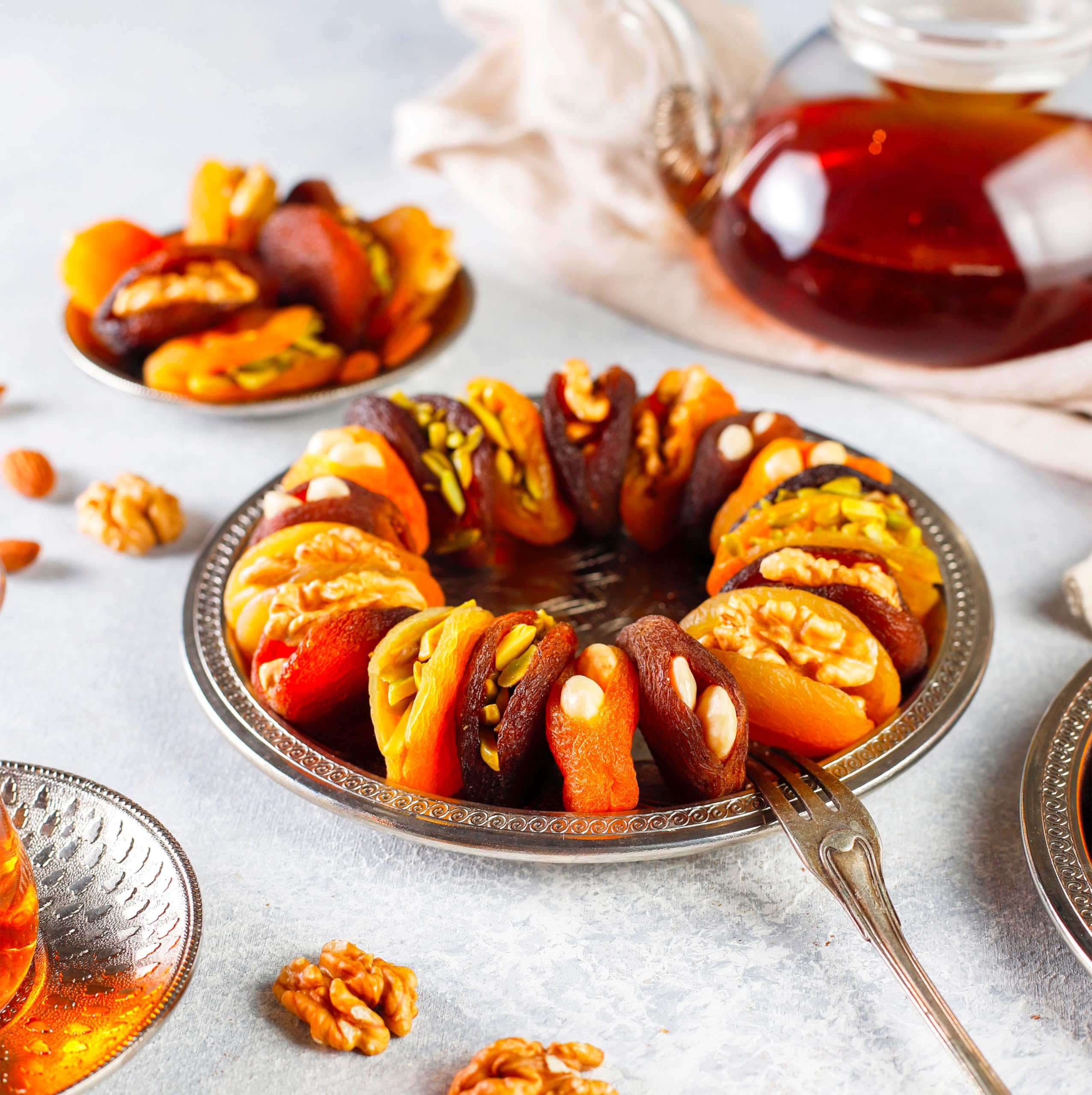 Yupik Sweet & Tangy Dried Apricots 1 kg, Sun-Dried Whole Fruits, Naturally Sweet & Plump, No Added Sugar or Oil, Source of Fiber & Iron, Tender & Chewy Snack for Baking, Cooking, or On-the-Go 🍁 All In One Marketplace Canada