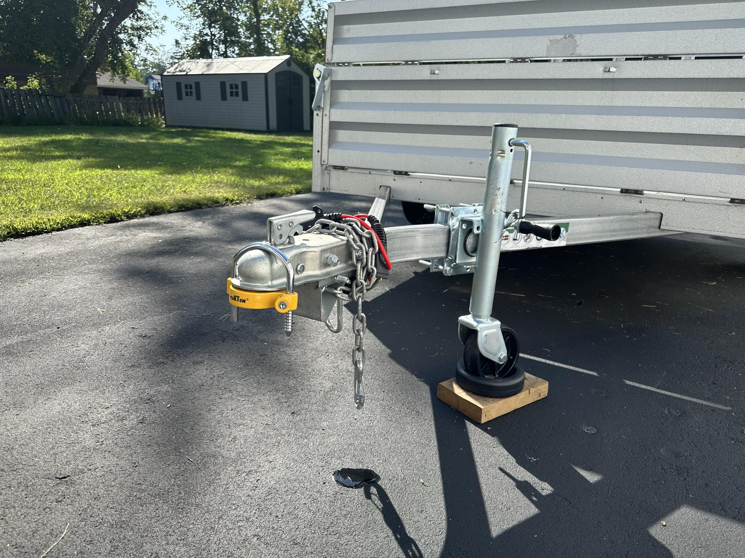 PEAKTOW PTS0002 Heavy Duty Universal Adjustable Coupler Lock Trailer Hitch Storage Security Lock Fits 1-7/8, 2, 2-5/16 Inches Couplers 🍁 All In One Marketplace Canada