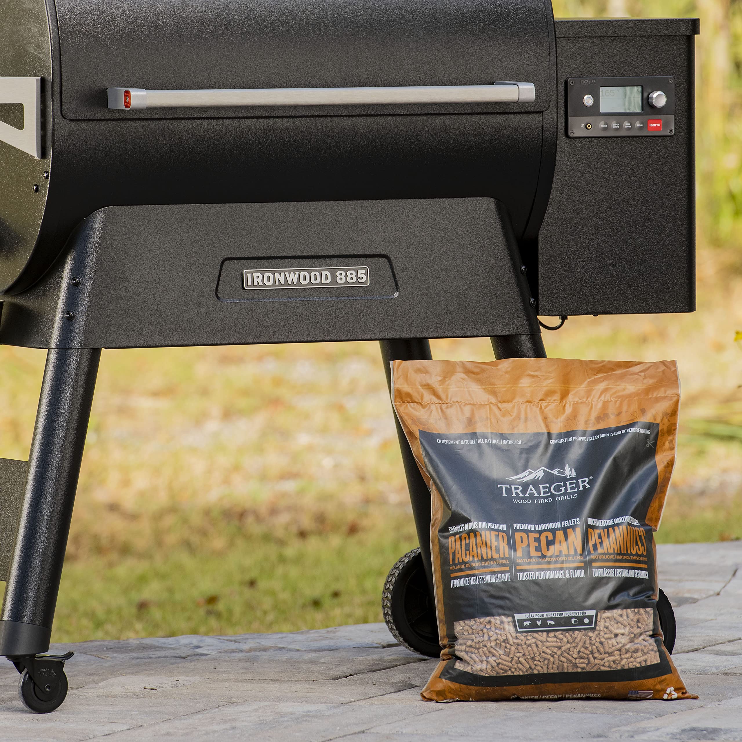 Traeger Grills Pecan 100% All-Natural Wood Pellets for Smokers and Pellet Grills. BBQ, Bake, Roast, and Grill, 20 lb. Bag 🍁 All In One Marketplace Canada