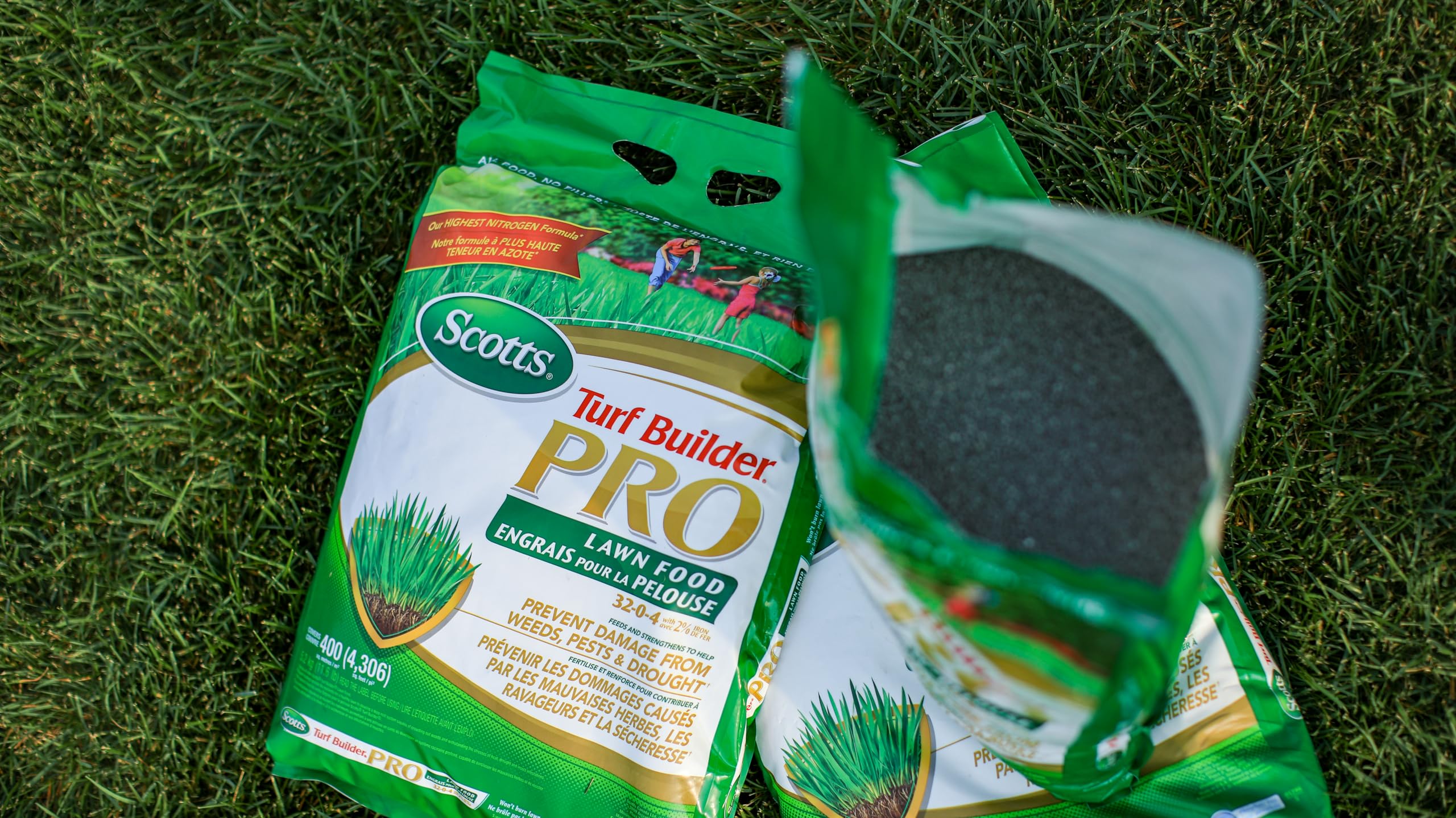 Scotts Turf Builder Pro Lawn Food 32-0-4 5.2kg (400m² Coverage), Lawn Fertilizer 🍁 All In One Marketplace Canada