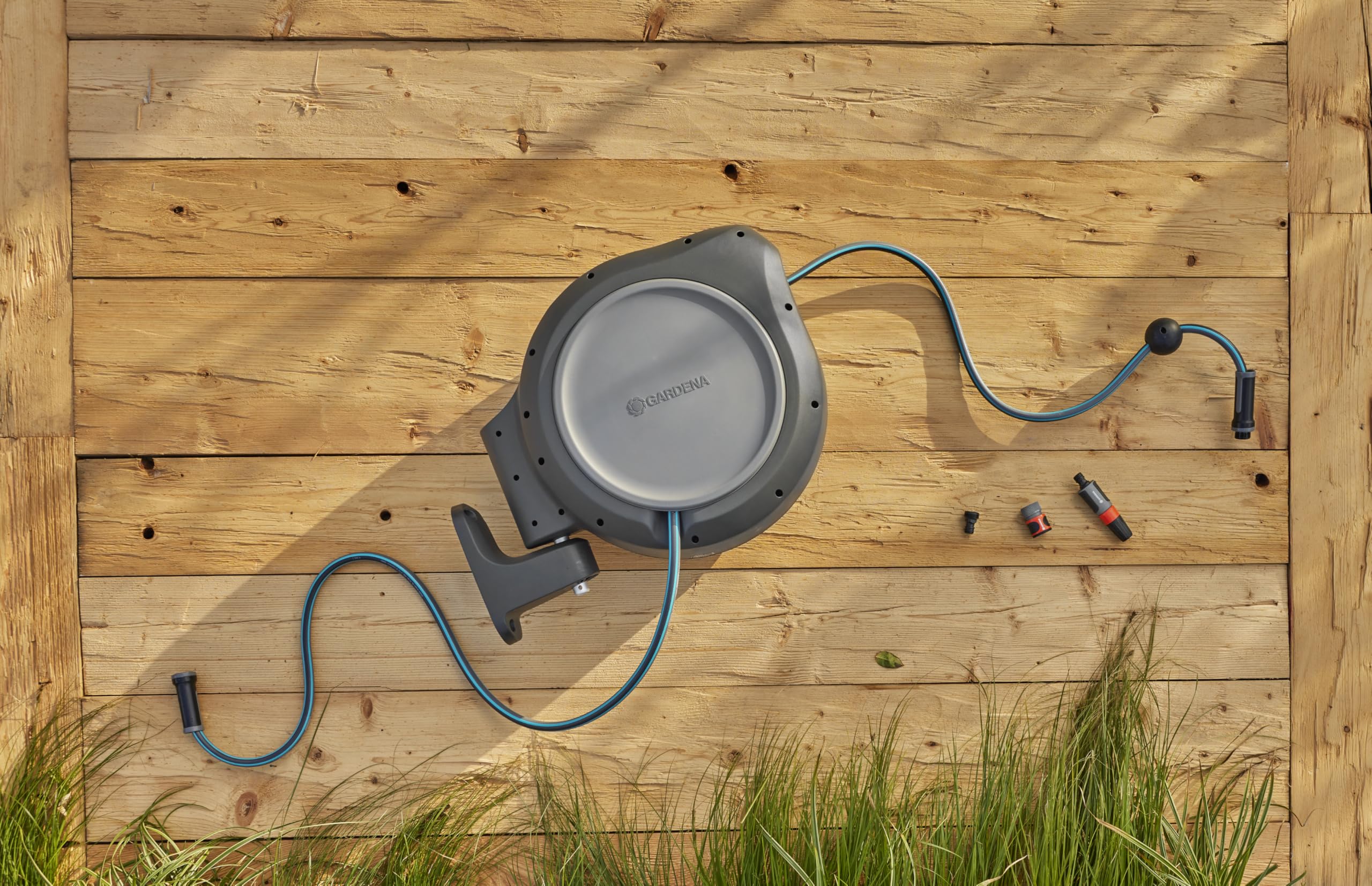 Gardena 20500-80, 50 ft. Wall-Mounted Auto-Retractable Hose Reel, Frost-Proof, RollControl Technology for Safe and Slow retraction 🍁 All In One Marketplace Canada