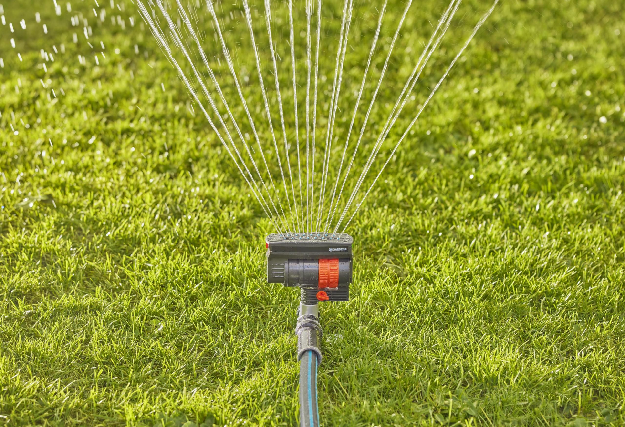 Gardena ZoomMaxx Oscillating Sprinkler on Metal Step Spike 🍁 All In One Marketplace Canada
