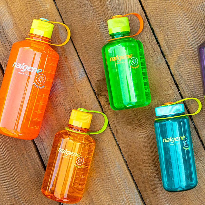Nalgene Sustain Tritan BPA-Free Water Bottle Made with Material Derived from 50% Plastic Waste, 32 OZ, Narrow Mouth, 1 Count 🍁 All In One Marketplace Canada