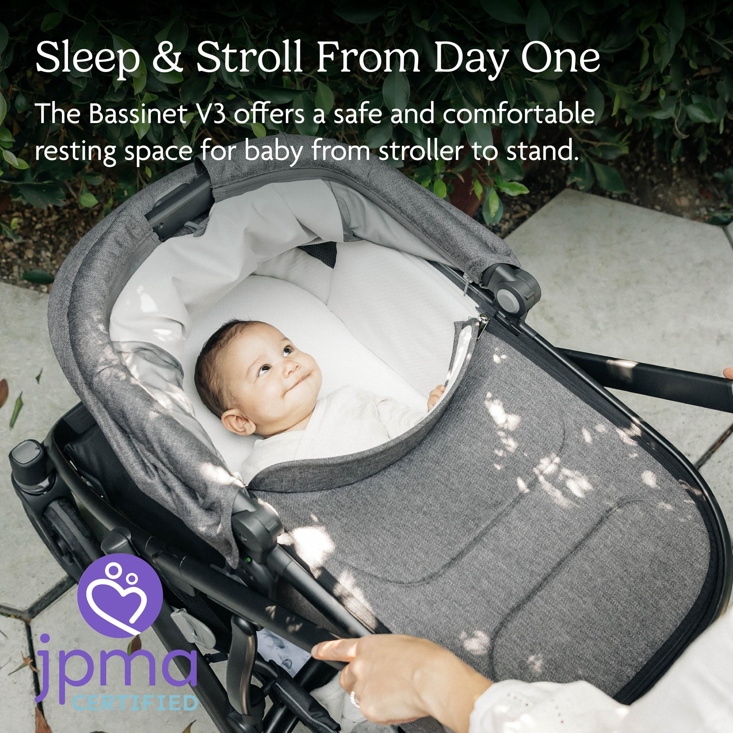 UPPAbaby Bassinet V3 - Compatible with Vista, Cruz, Ridge Strollers - Overnight Sleep Solution - Mattress, Sheet and Bug Shield Included - Jake (Charcoal/Carbon Frame) 🍁 All In One Marketplace Canada